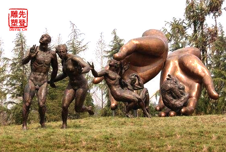 �T���������